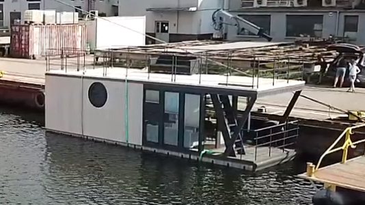 Shogun Mobile Houseboat