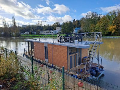 Campi 360 Houseboat